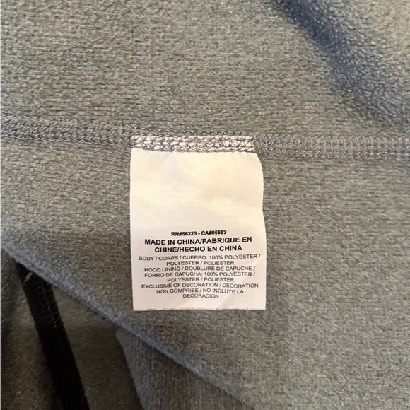 Nike Women's Black and Gray Hoodie - Size XL, Good Condition - Picture 4 of 6